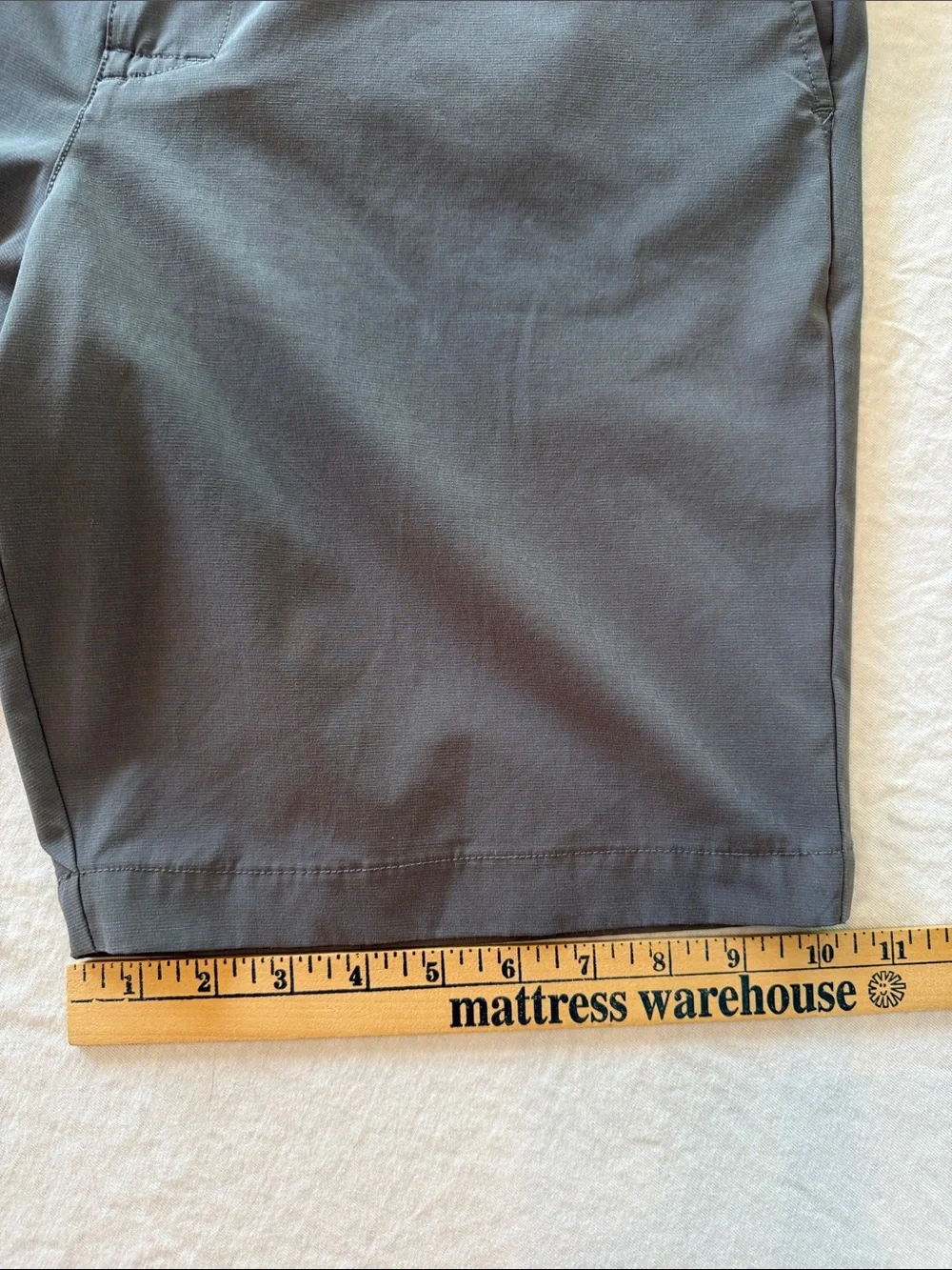 Banana Republic Flat Front Shorts Mens 34  Gray Golf beach vacation casual